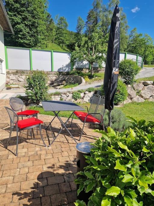 Wohnung Mit Garten Pettenbach Exteriör bild